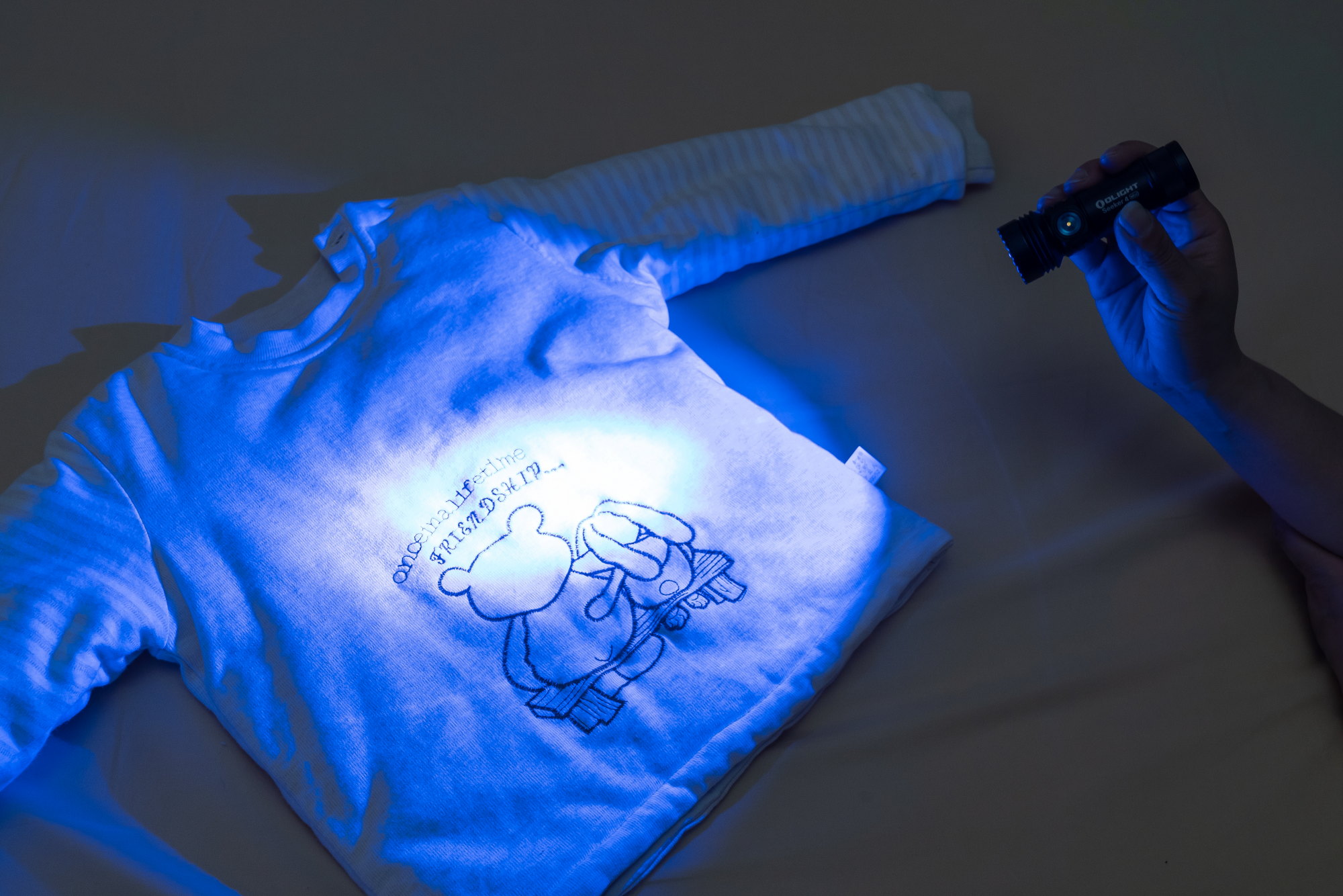 uv flashlight
